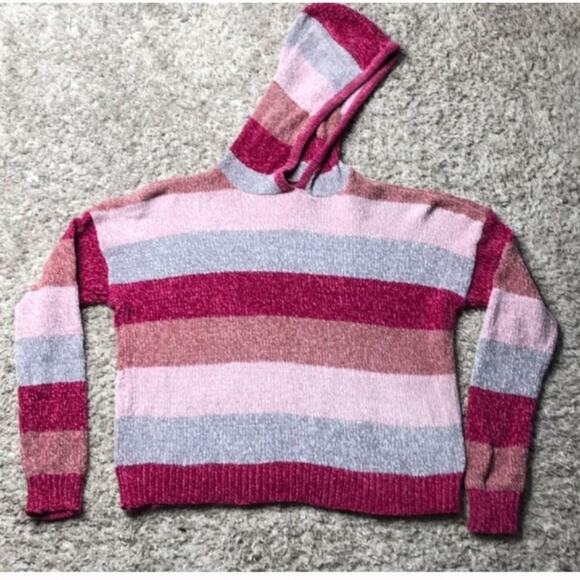 NWT Romeo and Juliet couture plush sweatshirt - Picture 1 of 4